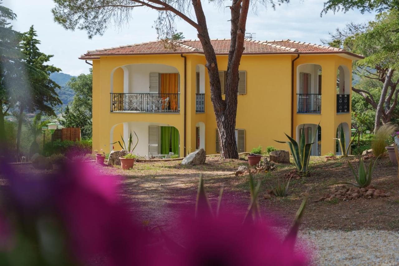 Villino Nel Bosco Villa Capoliveri  Ngoại thất bức ảnh